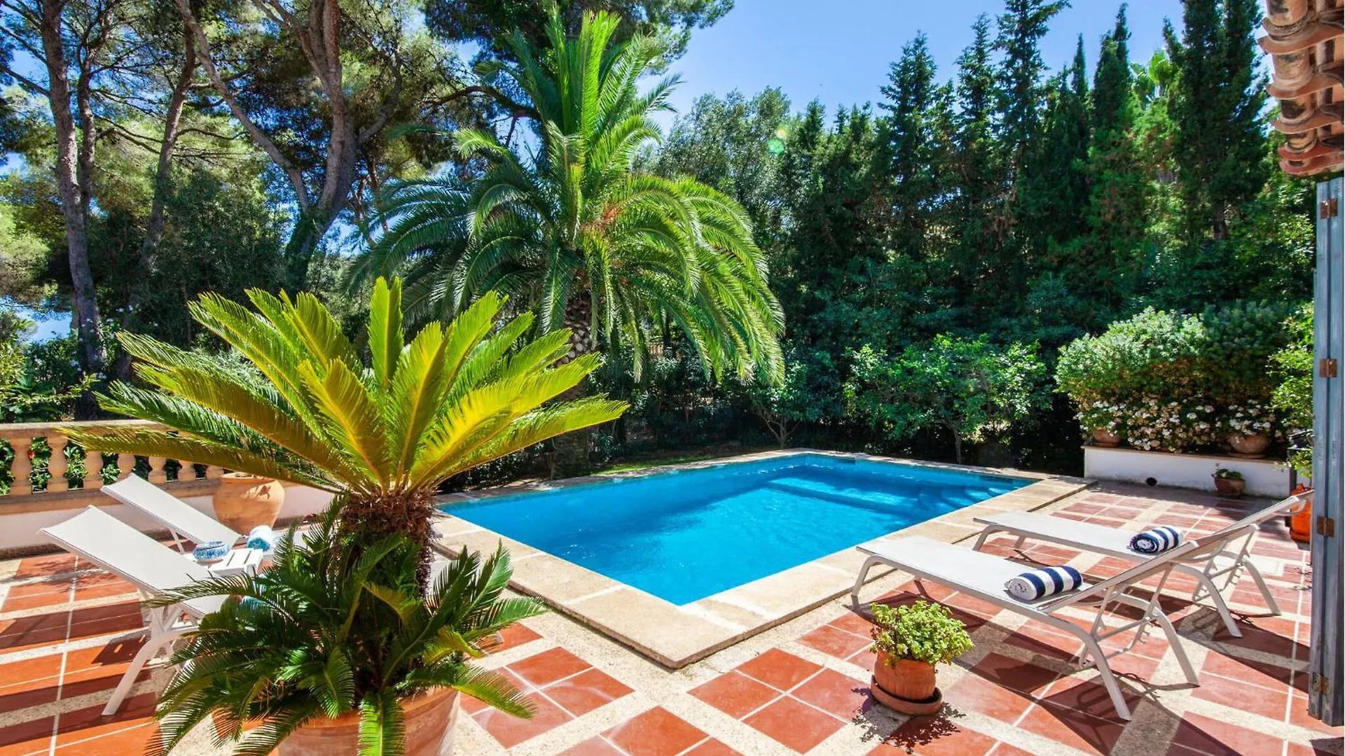 Villa Calas 까냐멜